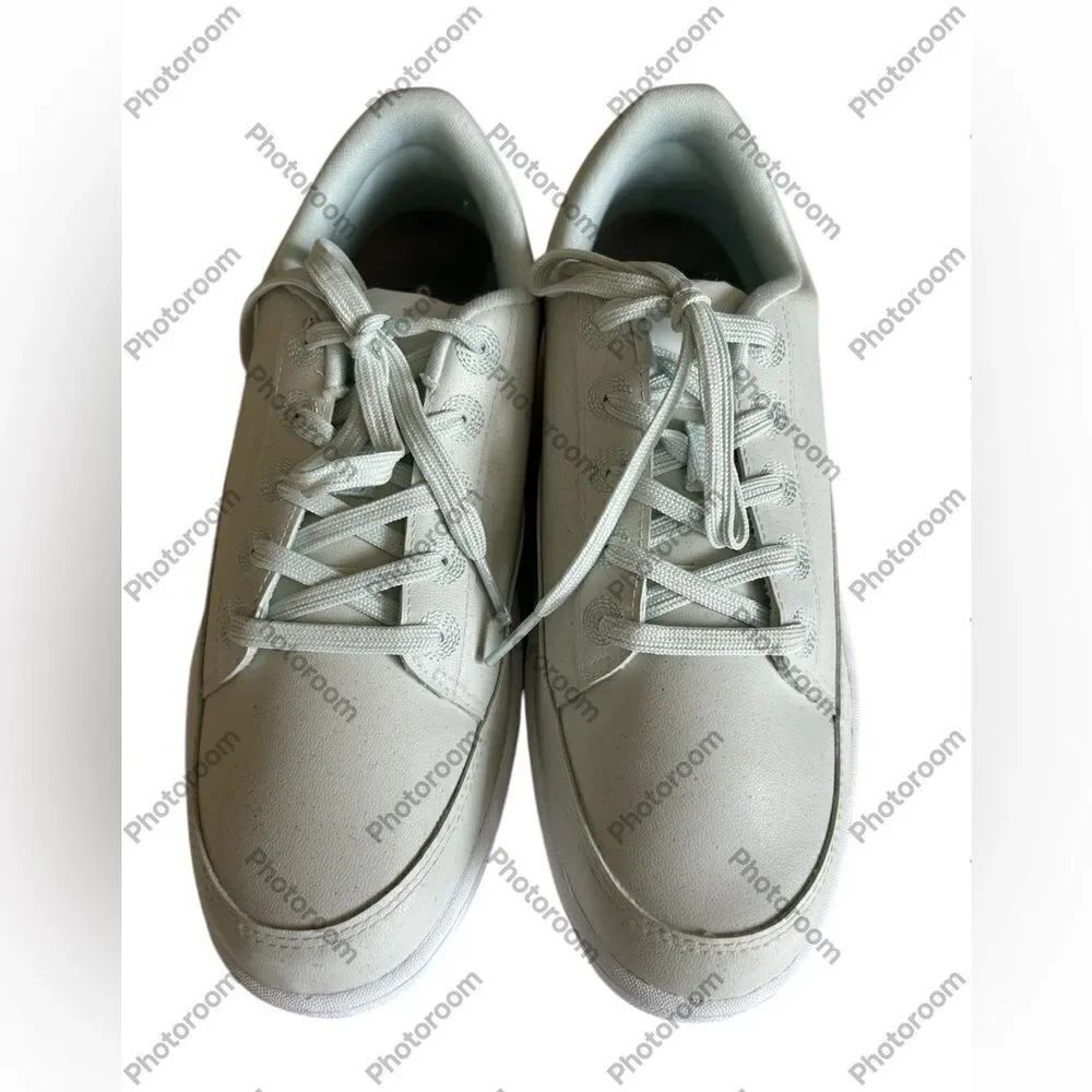 Allbirds Plant Pacer Sneaker, Blizzard mint, Size 9, NWOT DISPLAY tried on only.